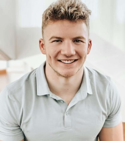 About Man 2 400x450 C